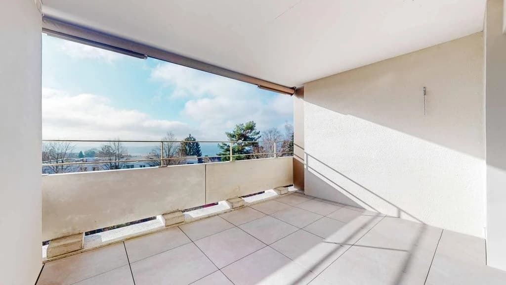 Grosszügig und frisch saniert!