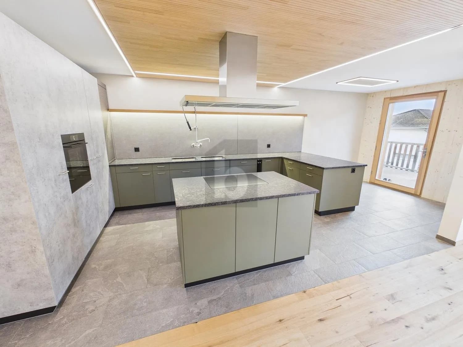 GROSSZÜGIG,HELL UND NATURNAH