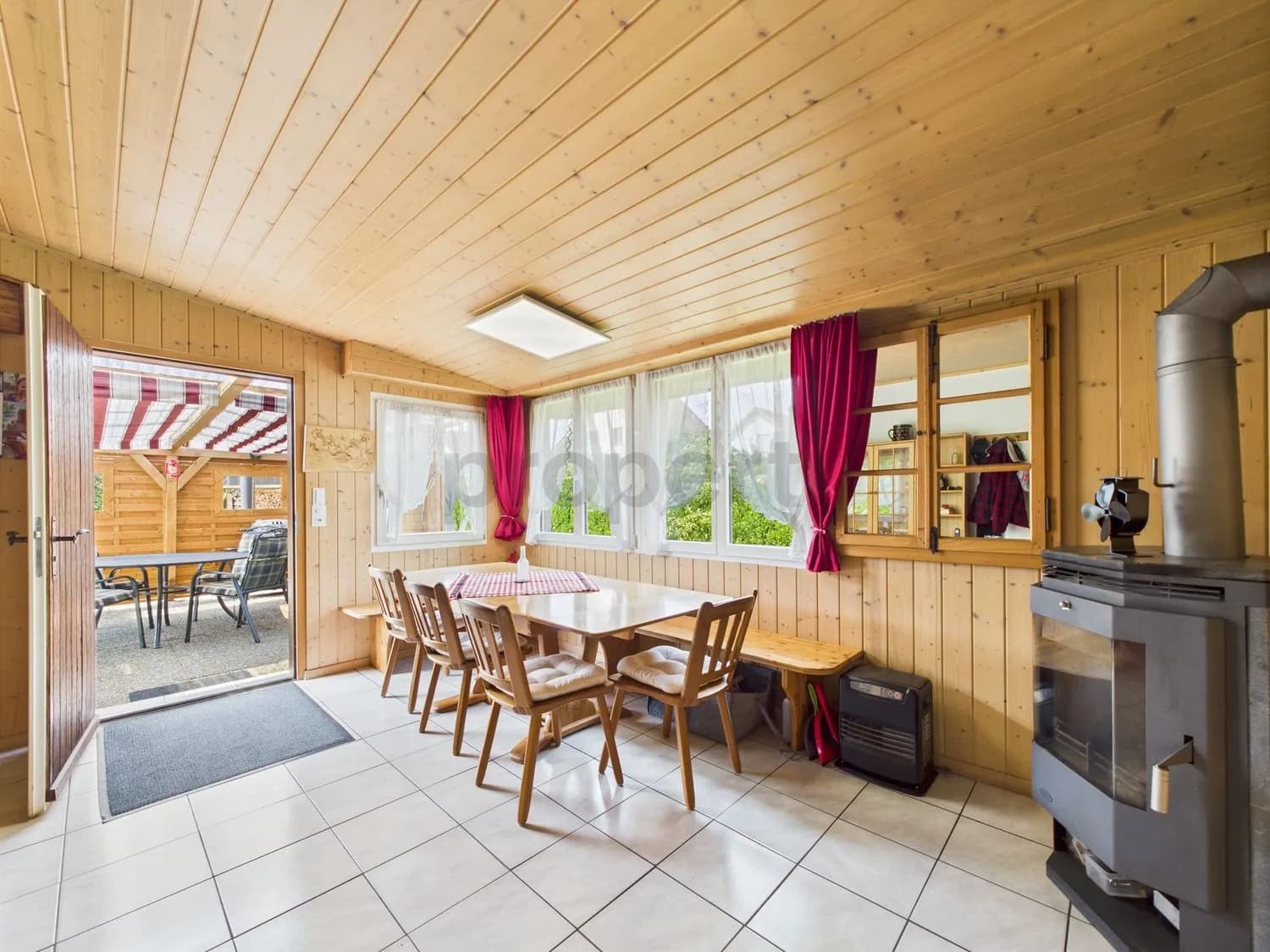 Charmantes 4.5-Zimmer Einfamilienhaus mit grossem Garten in Lyss