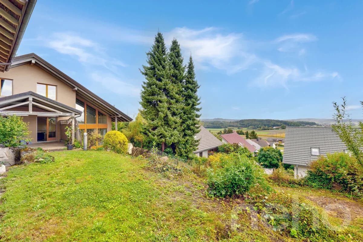 7-Zimmer-Einfamilienhaus an ruhiger Lage mit Garten und Weitblick