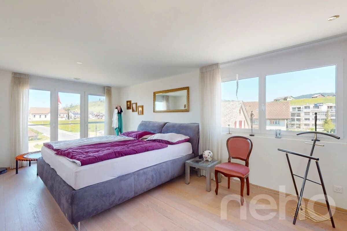 Wohnen mit Weitblick: Exklusive Wohnung direkt am Sihlsee