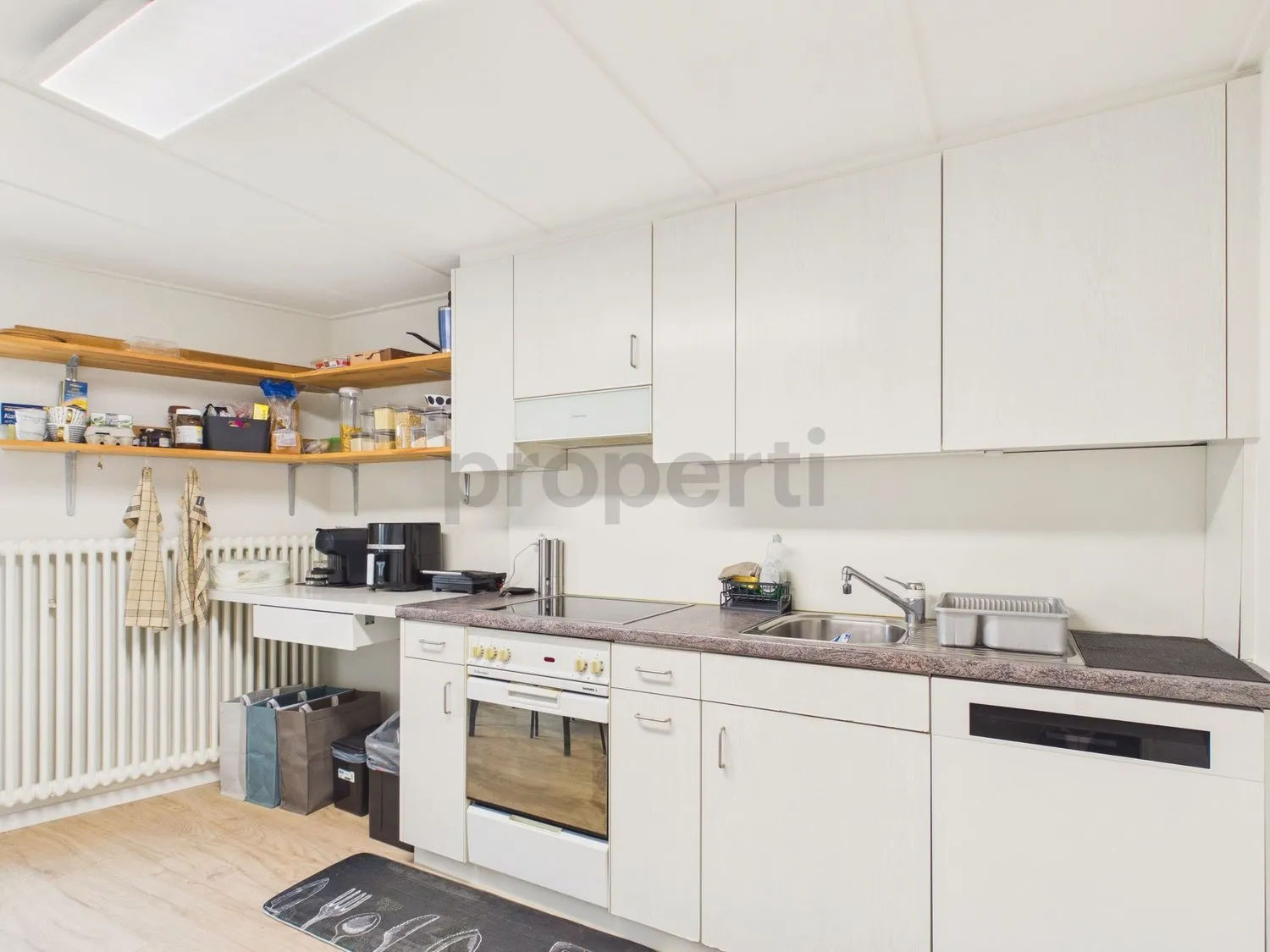 Helle 3.5-Zimmer-Maisonette-Wohnung an ruhiger Lage in Nossikon (Uster)
