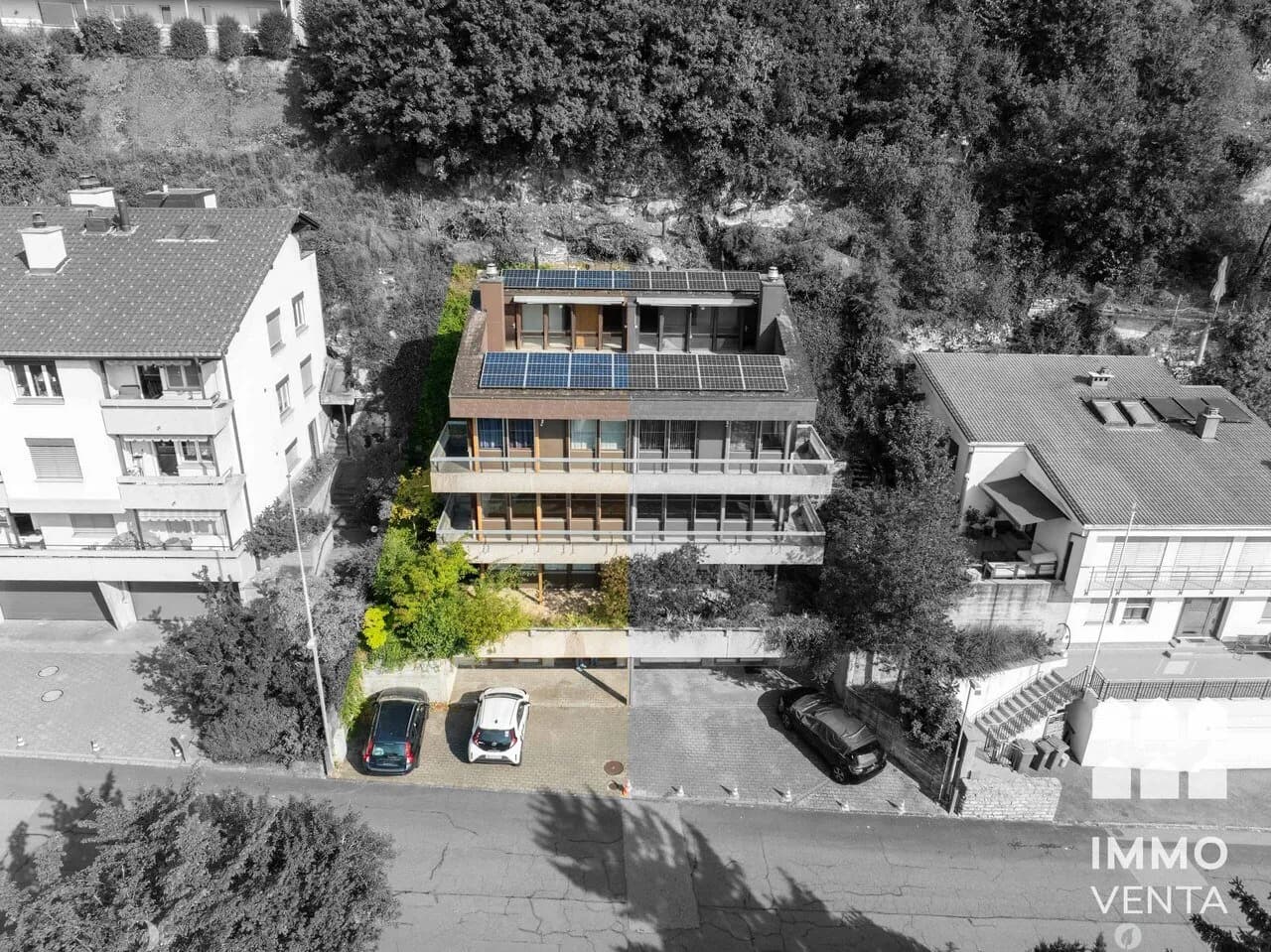 Gestaltungsfreie Haushälfte mit Dachterrasse über Biel