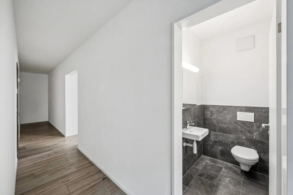 Stilvolle 3-Zimmerwohnung im 2. OG an zentraler Lage in Basel