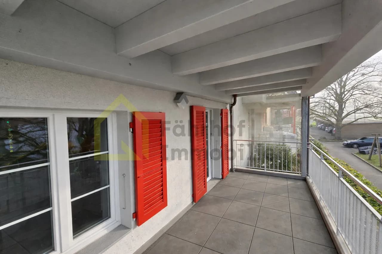 Helle Familienwohnung mit sonnigem Balkon