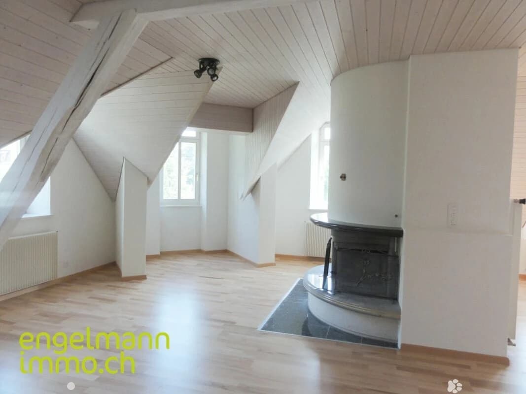 Schöne 2.5-Zimmer-Duplexwohnung/ Bel appartement en duplex de 2.5 pièces