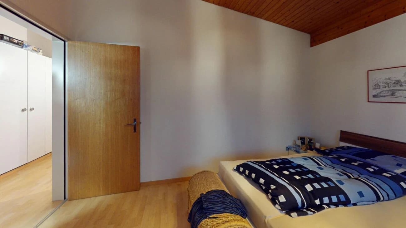 Helle 4.5-Zimmer-Wohnung mit Balkon, Aedermannsdorf