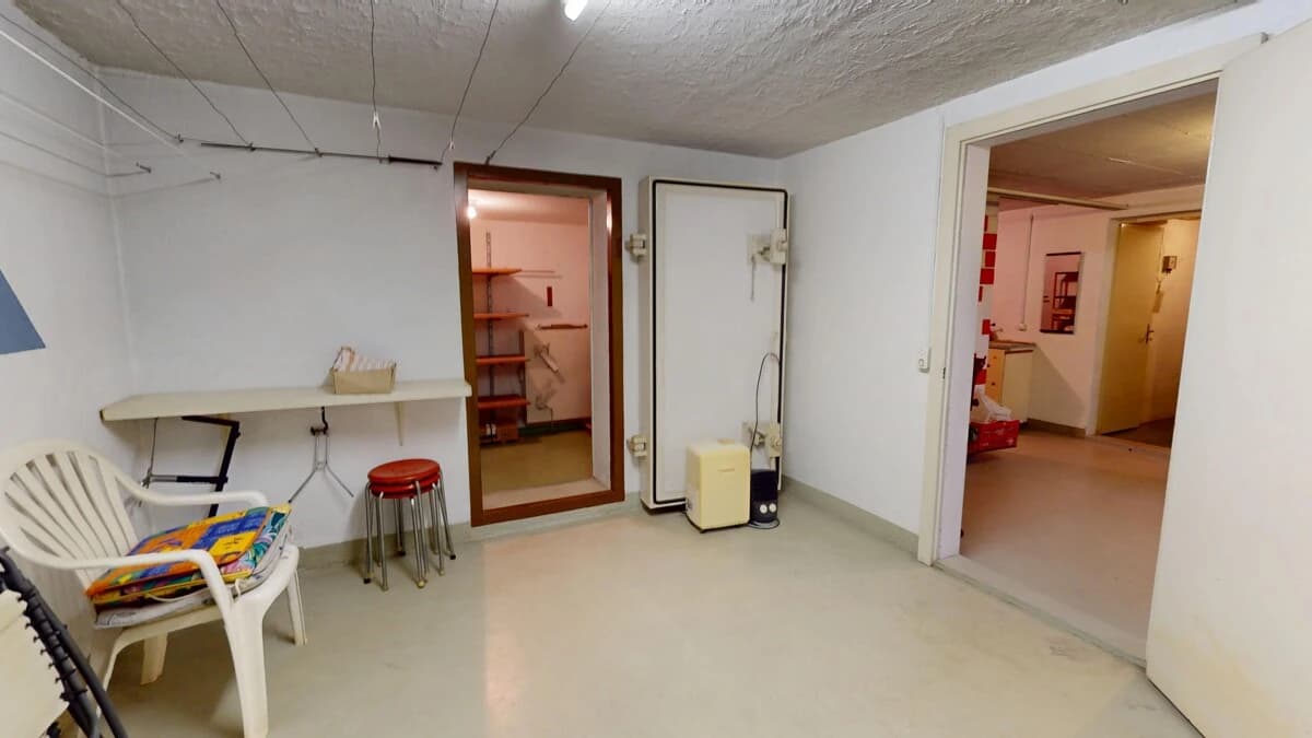 Sonnige Lage nur paar Minuten von der Aare entfernt