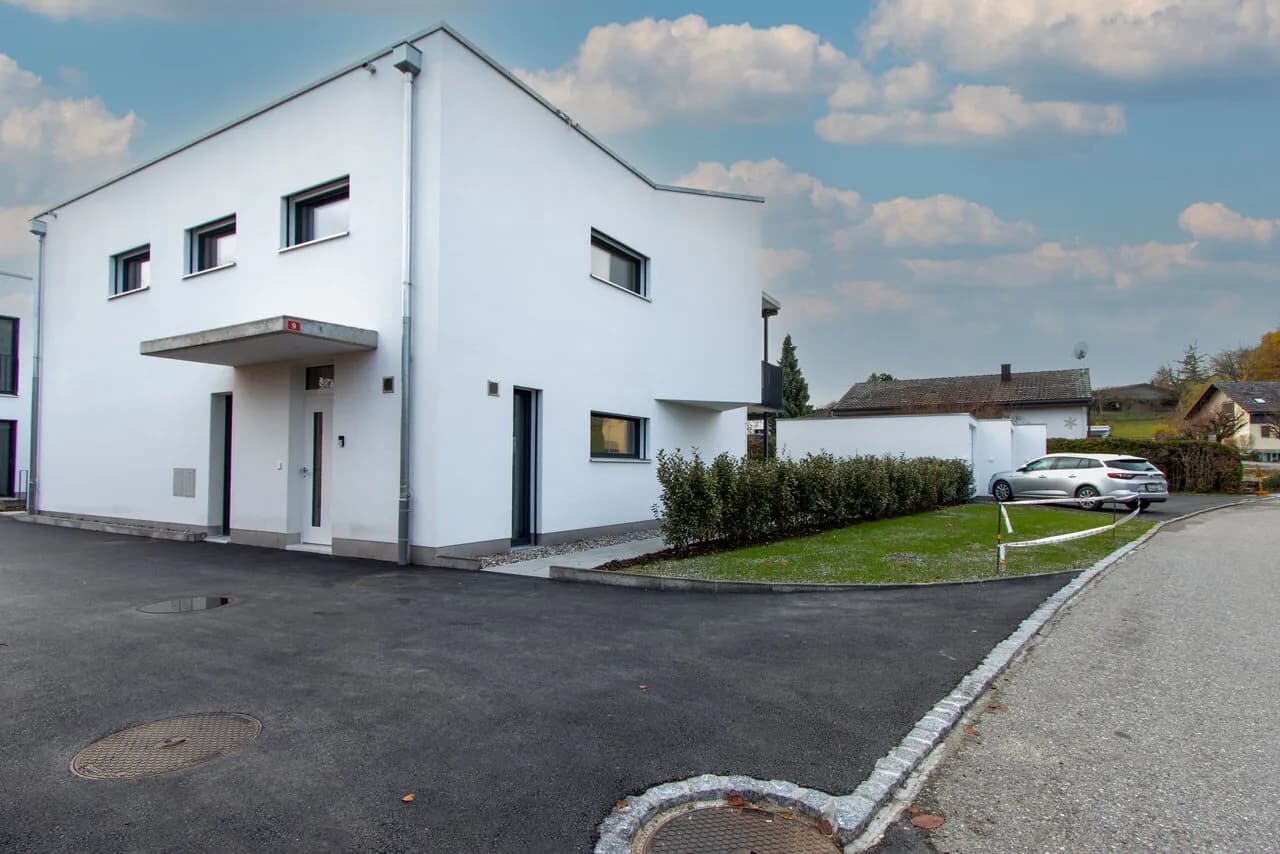 Modernes 7.5-Zimmer-Neubauhaus in Ponthaux - Eleganz & Komfort