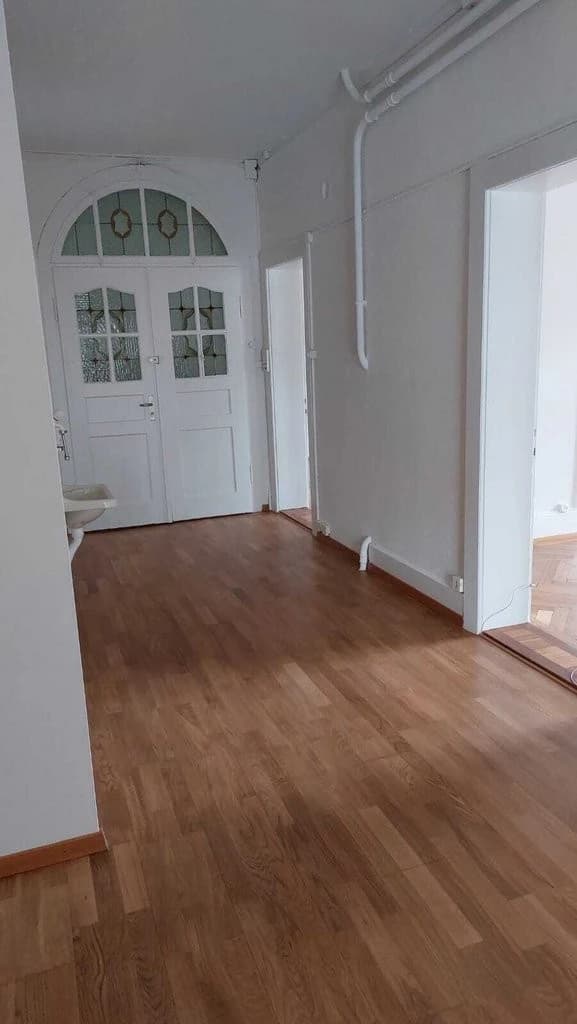 5.0 Zimmerwohnung an Top Lage mit 3 Balkone + neuer Küche
