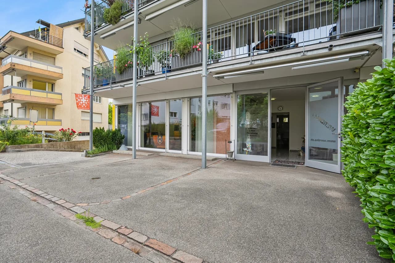 ALL IN ONE - WOHNEN UND/ODER ARBEITEN AN TOPP LAGE