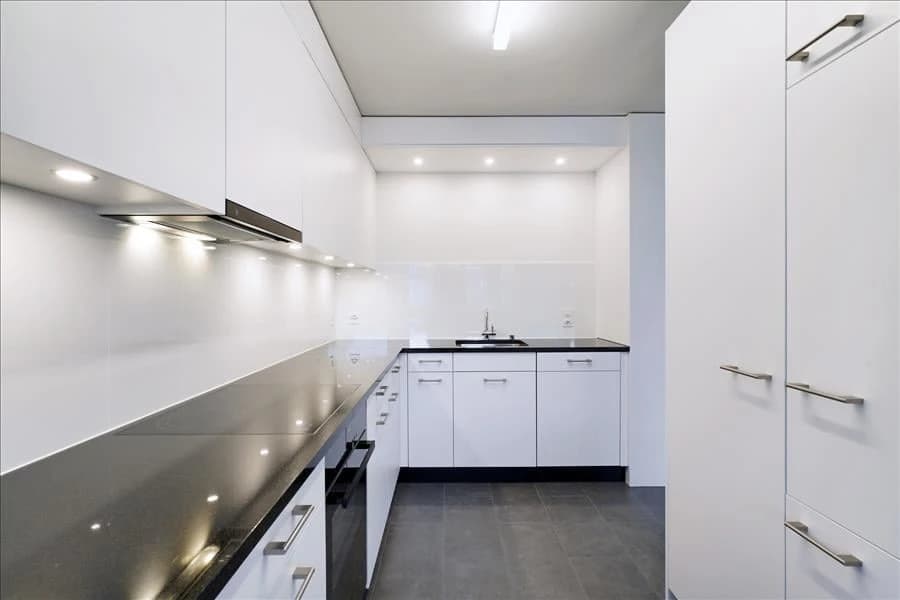 Helle, moderne Wohnung im Grünen