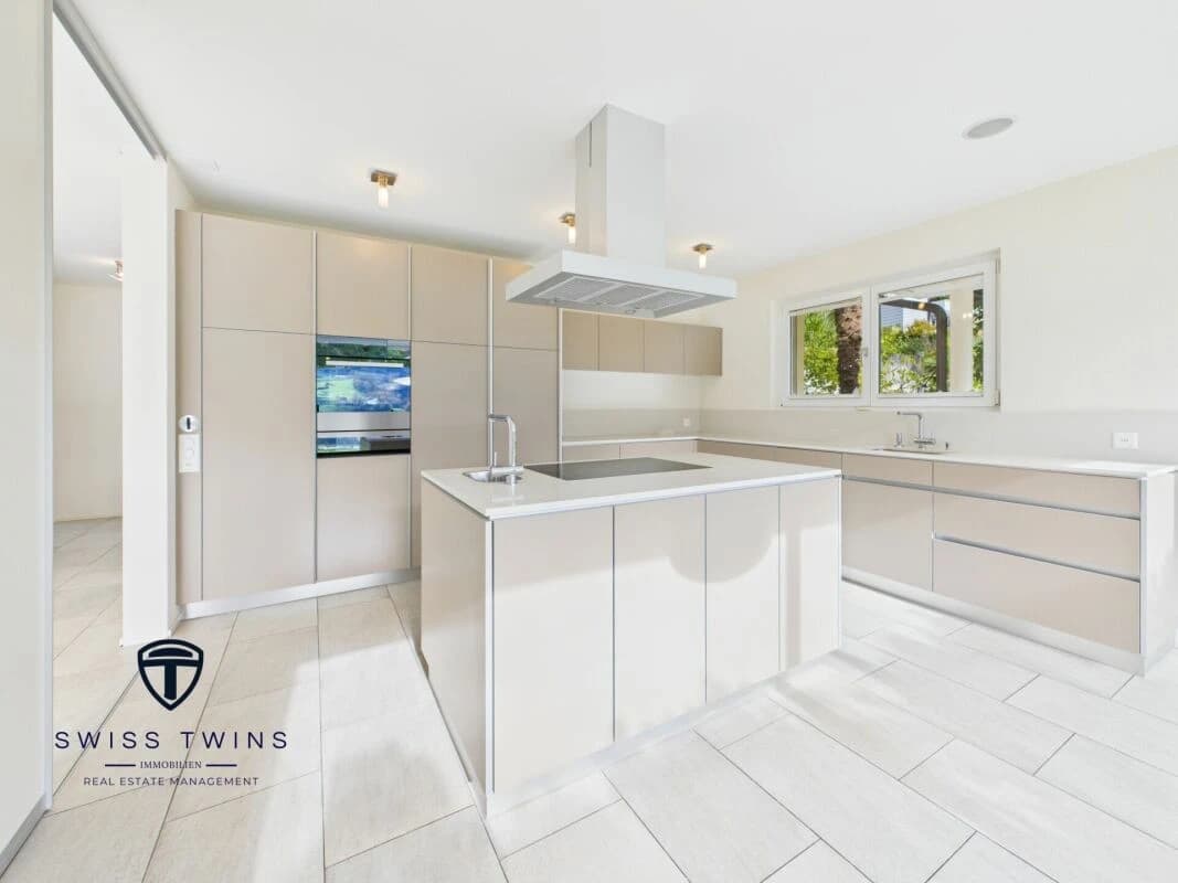 Grosszügiges und modernes Wohnerlebnis mit traumhafter Aussicht am Sonnenberg