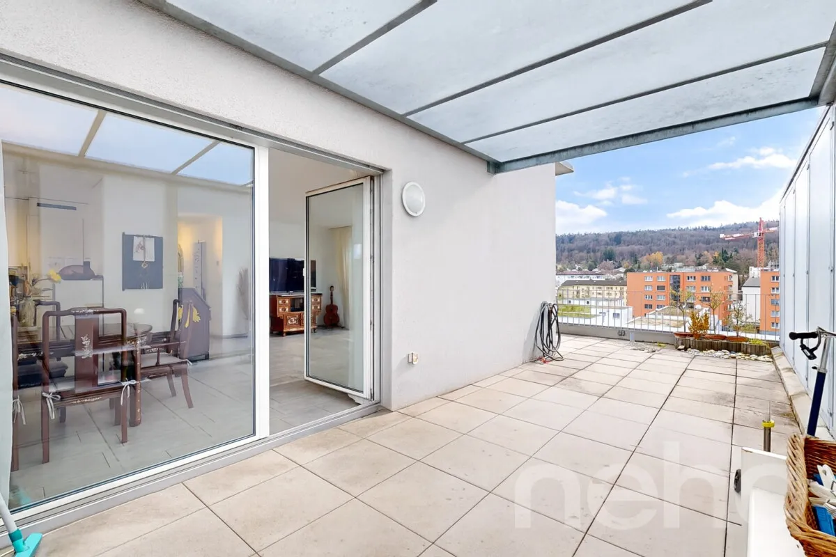 Schöne 3.5-Zimmer-Attikawohnung mit Weitsicht in Schlieren