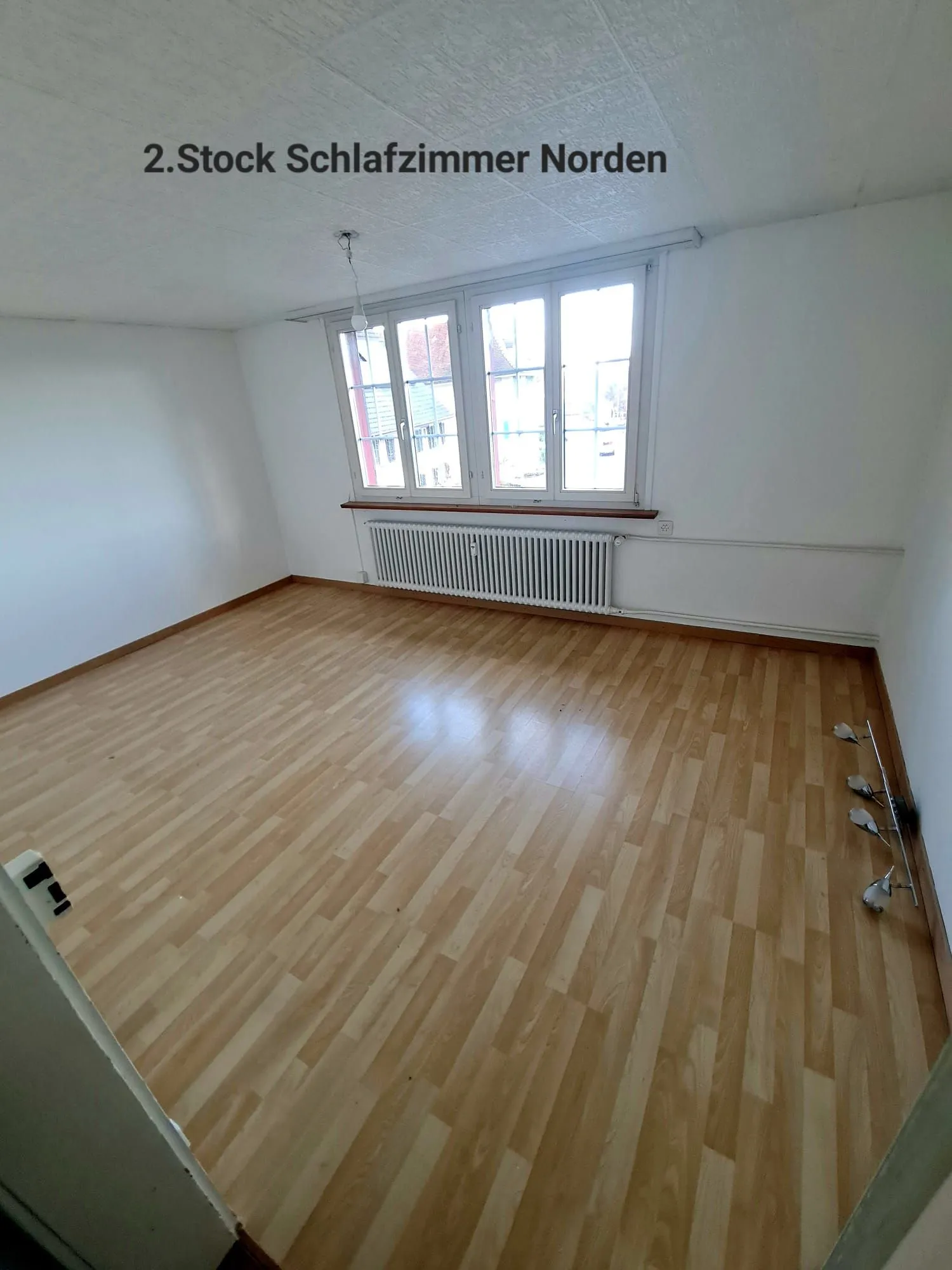 Neu renoviertes 6-Zimmer-Reihenhaus mit grossem Kellerraum, Ermatingen