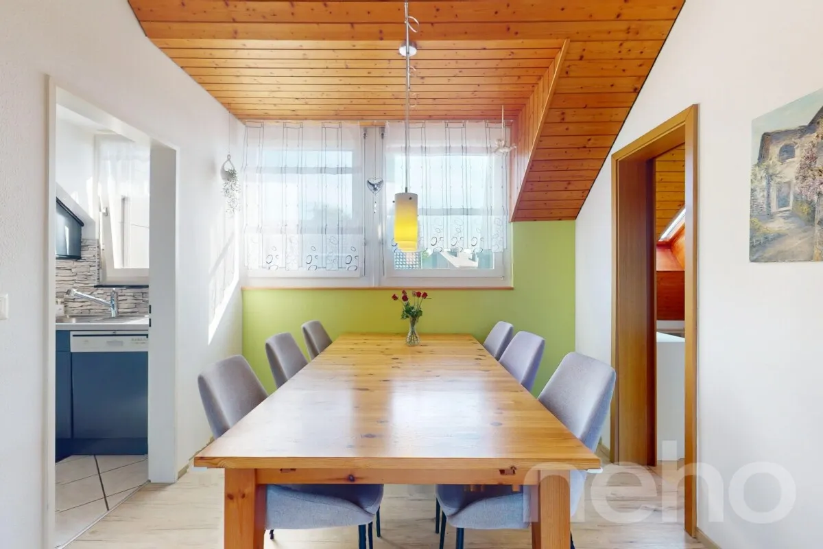 Ruhige 4.5-Zimmer-Dachwohnung mit Balkon in Kaiseraugst