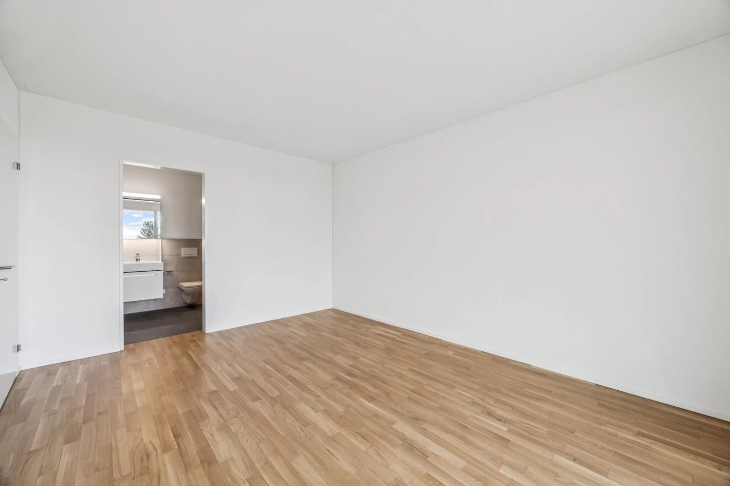 Neubauwohnung an traumhafter Lage direkt am Seeufer in Rapperswil-Jona