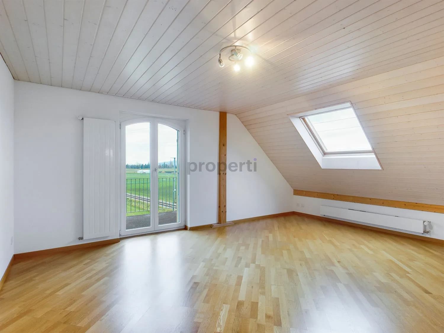Gemütliche 4.5-Zimmer-Maisonette-Wohnung in Fräschels