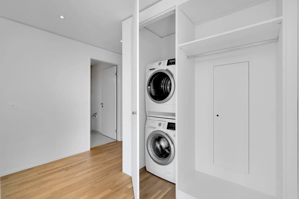 Top.Modern.Einzigartig= Bäretower