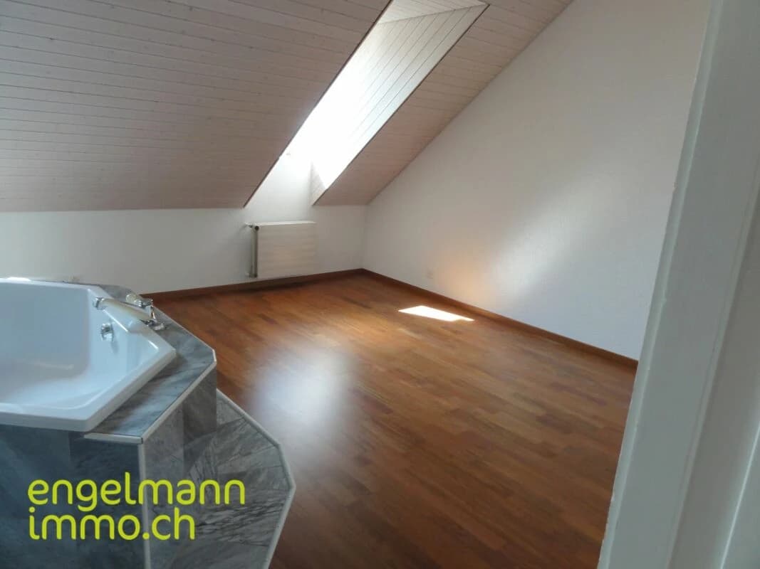 Schöne 2.5-Zimmer-Duplexwohnung/ Bel appartement en duplex de 2.5 pièces
