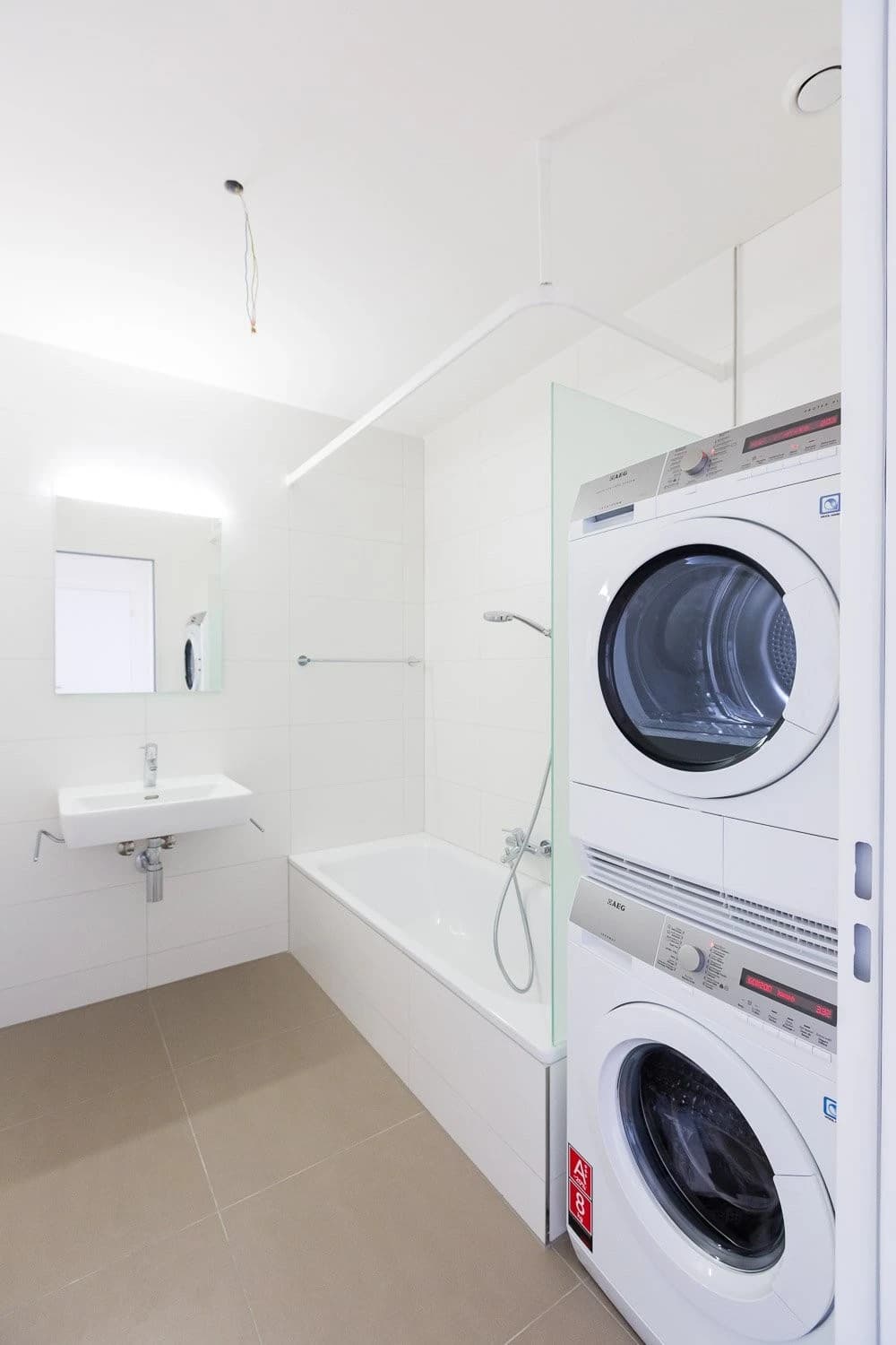 3.5-Zimmer, 70 m², CHF 1'730.--