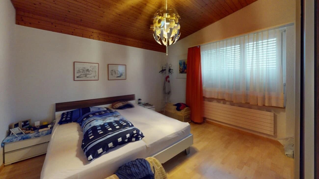 Helle 4.5-Zimmer-Wohnung mit Balkon, Aedermannsdorf