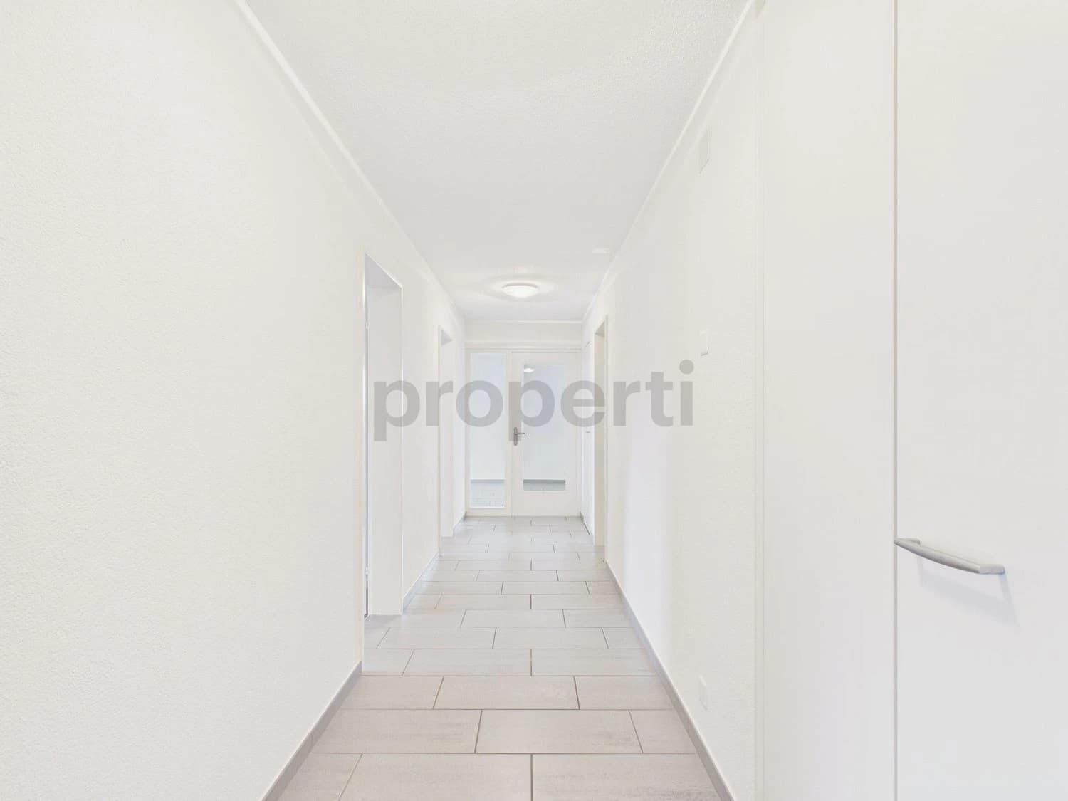 Helle 4.5-Zimmer-Wohnung mit grossem Balkon in Trimbach