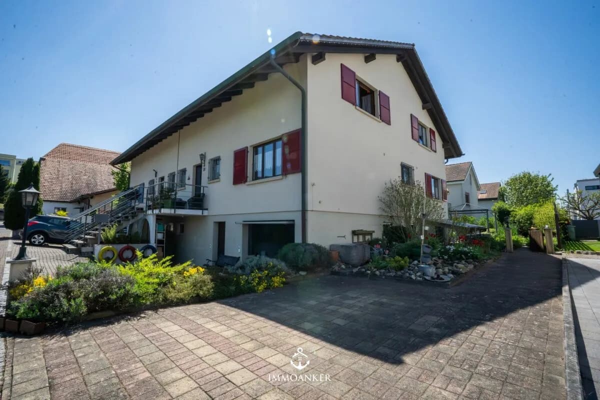 Charmantes Zuhause in Busswil mit vielseitigem Nutzungspotenzial in Seenähe