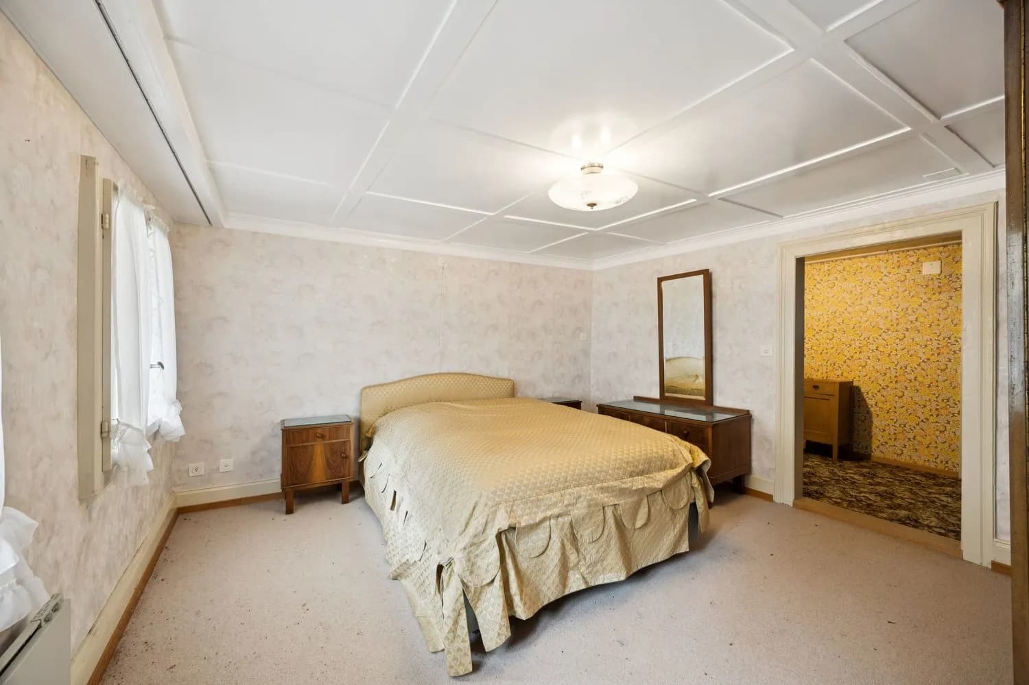 Grosszügiges 7-Zimmer-Haus in Leibstadt mit grosser Dachterrasse und viel Potenzial