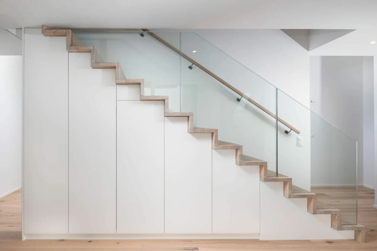 Maisonette-Dachwohnung mit Seesicht - Wohnen über den Dächern von Männedorf