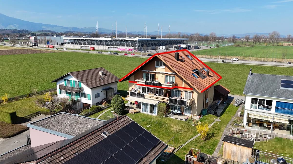 Grosszügig, 6.5 Zimmer, Top-Aussicht, perfekte Lage und 3 Balkone