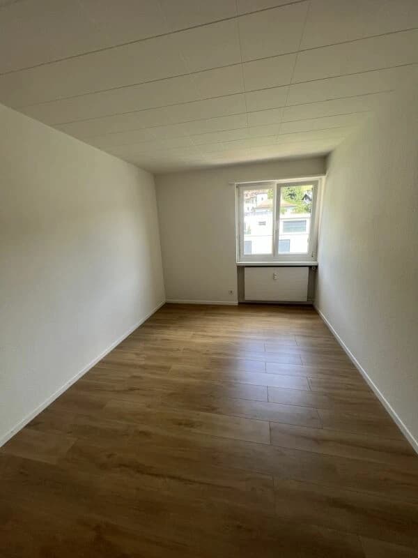 4.5 ZWG im 3.OG in Grellingen