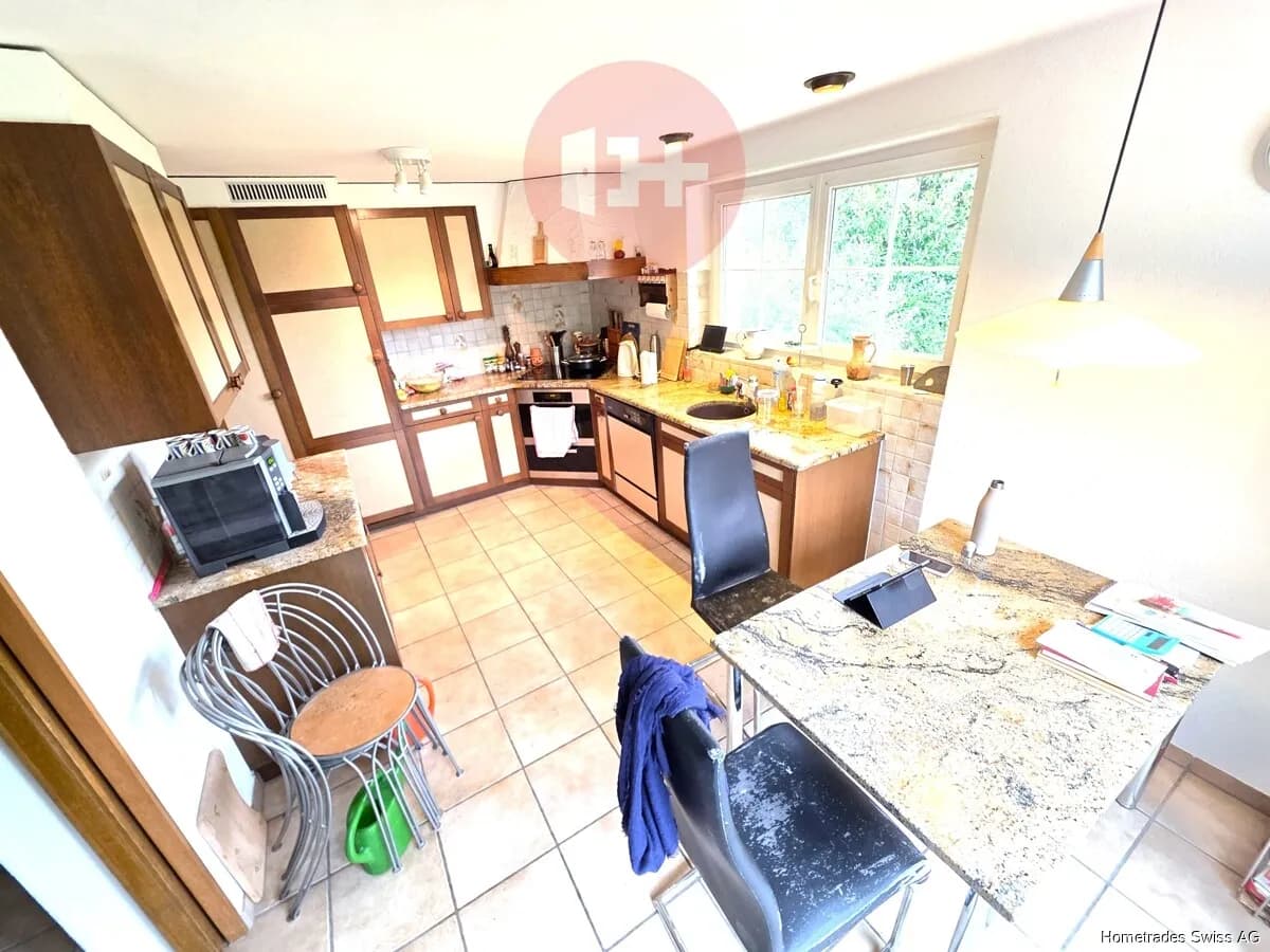 RUSTIKALES EINFAMILIENHAUS MIT WEITSICHT FÜR DIE FAMILIE!