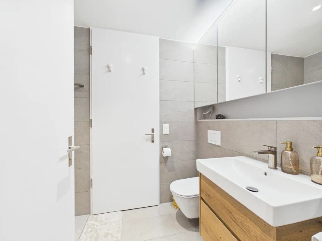 STILVOLLE GARTENWOHNUNG MIT KOMFORT