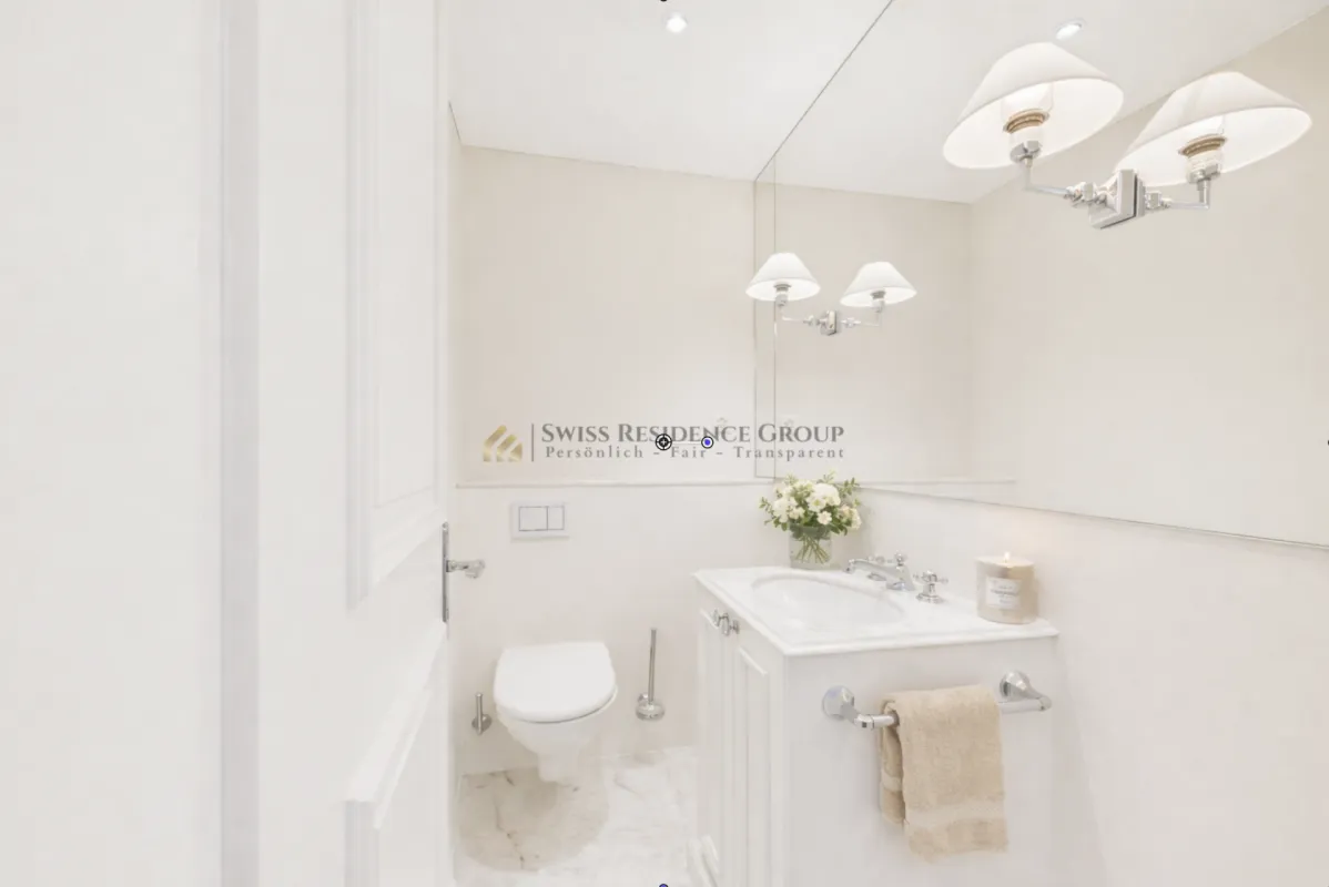 Traumhafte Attika mit Bergsicht - Exklusives Wohnjuwel