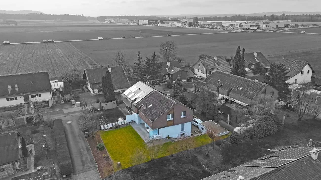 Doppelhaushälfte im beliebten Familienquartier mit Garten