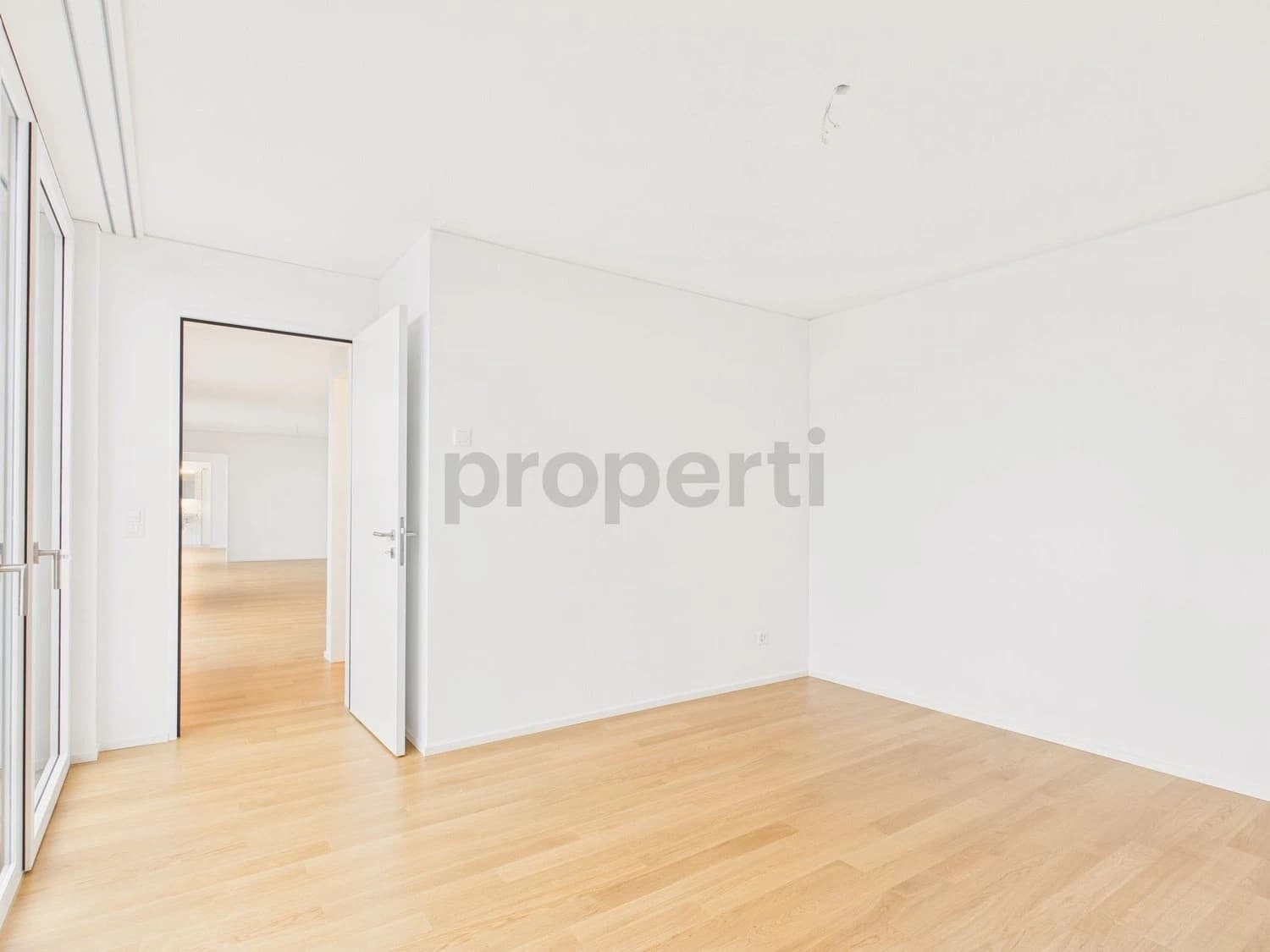 Moderne 3.5-Zimmer-Wohnung mit Balkon, Basel