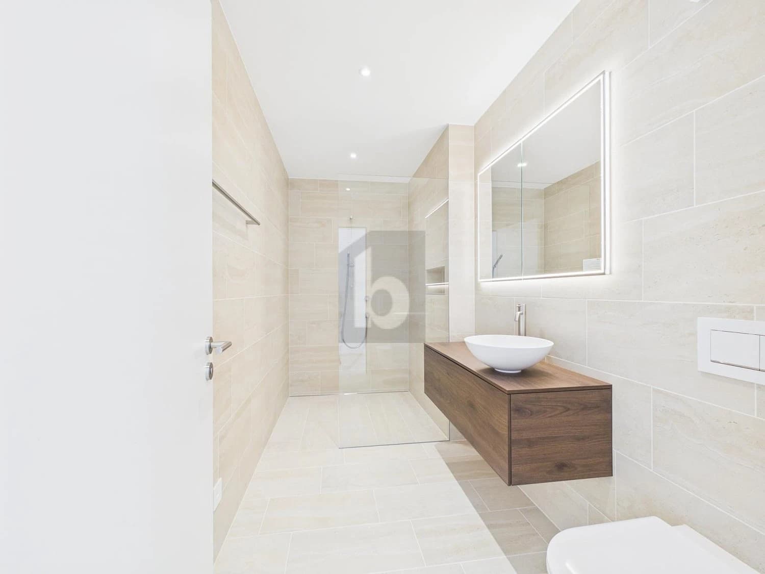 LUXURIÖSE RUHEOASE MIT HIGH-END TECHNIK