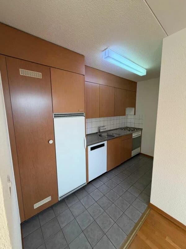 Schöne, helle 4-Zimmer-Wohnung mit Balkon & Bergsicht an zentraler Lage in Chur