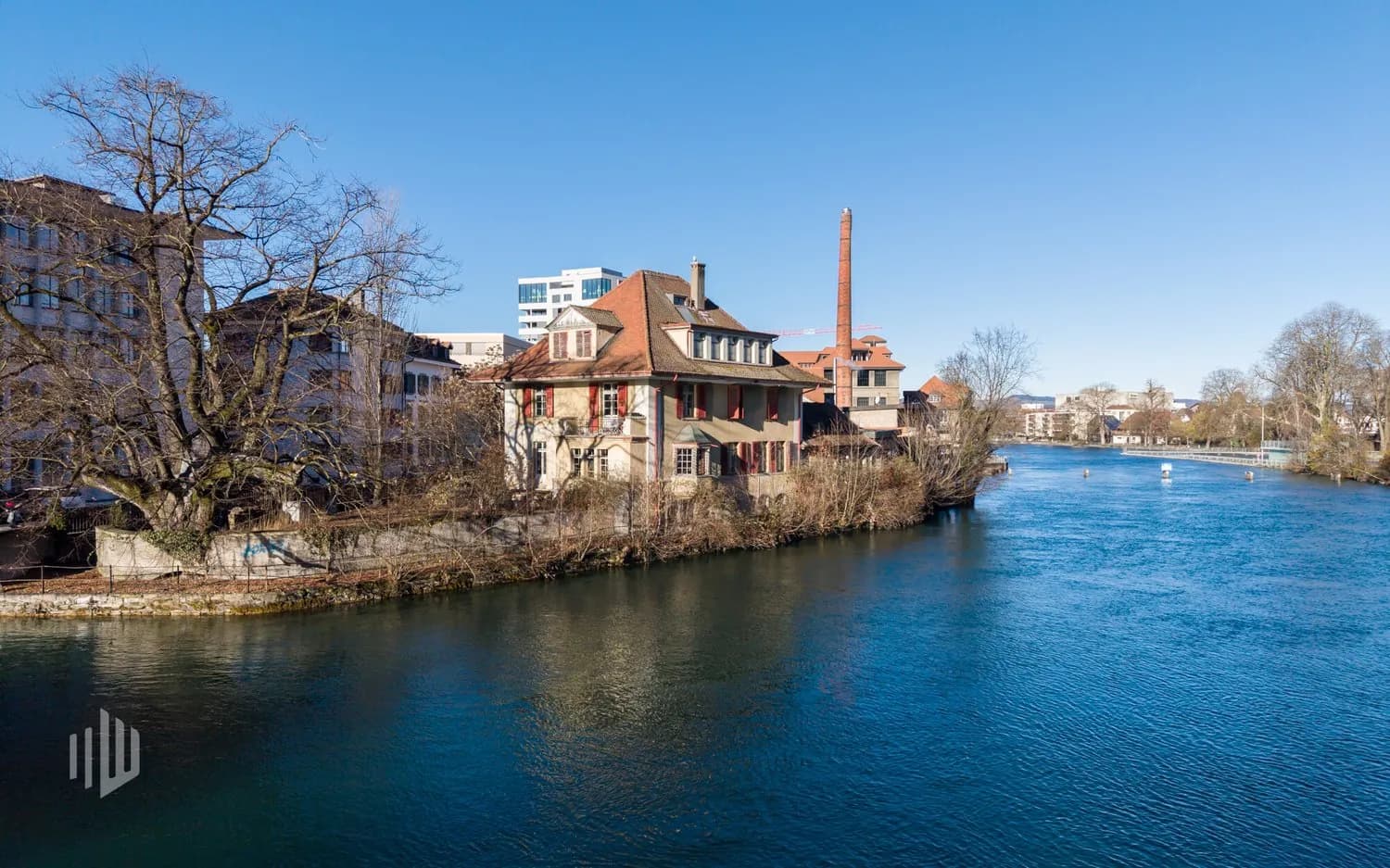 ImmoWyss -  Ehemalige Direktorenvilla Zur Schützenlinde an der Aare