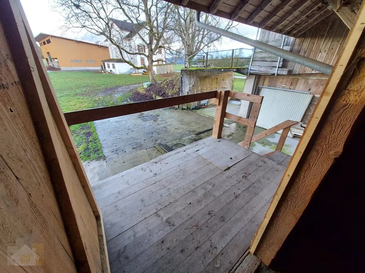 Selbstversorger Stall mit Auslauf für zwei Pferde zusammen