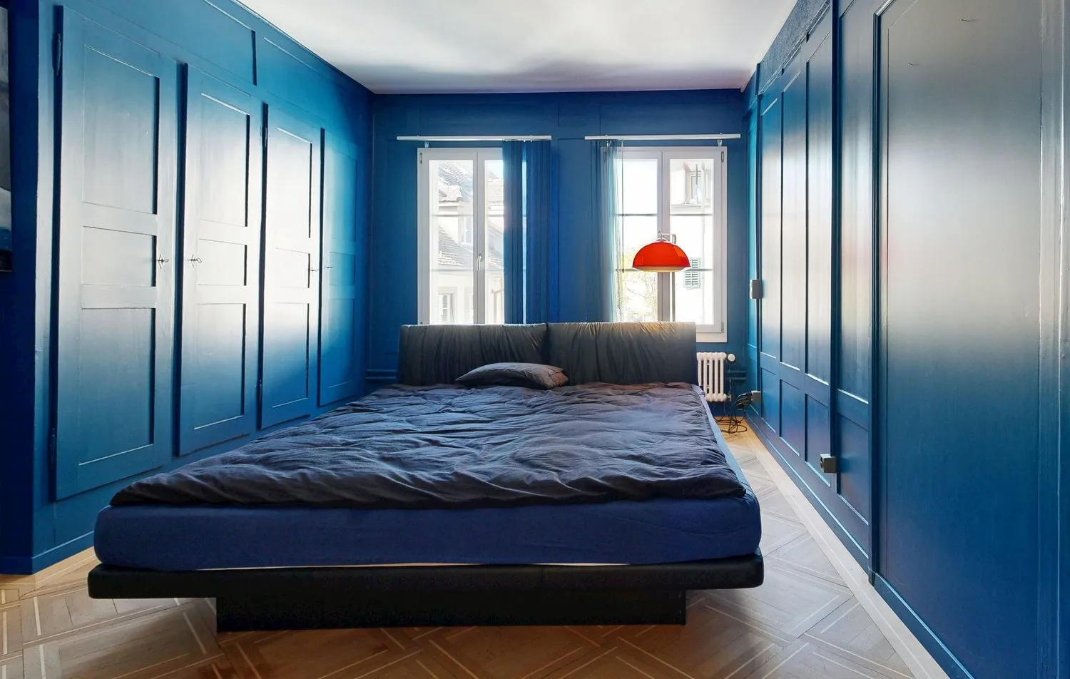 Ä ehrwürdigi Autstadt-Liegeschaft mit huufe Potenzial und ere ärdeschöne Gartealag