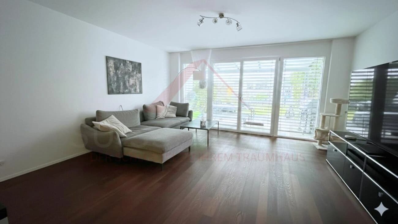 Modernes 4.5 Zimmer Reihen-Einfamilienhaus mit Garten und Attika-Terrasse in 3072 Ostermundigen