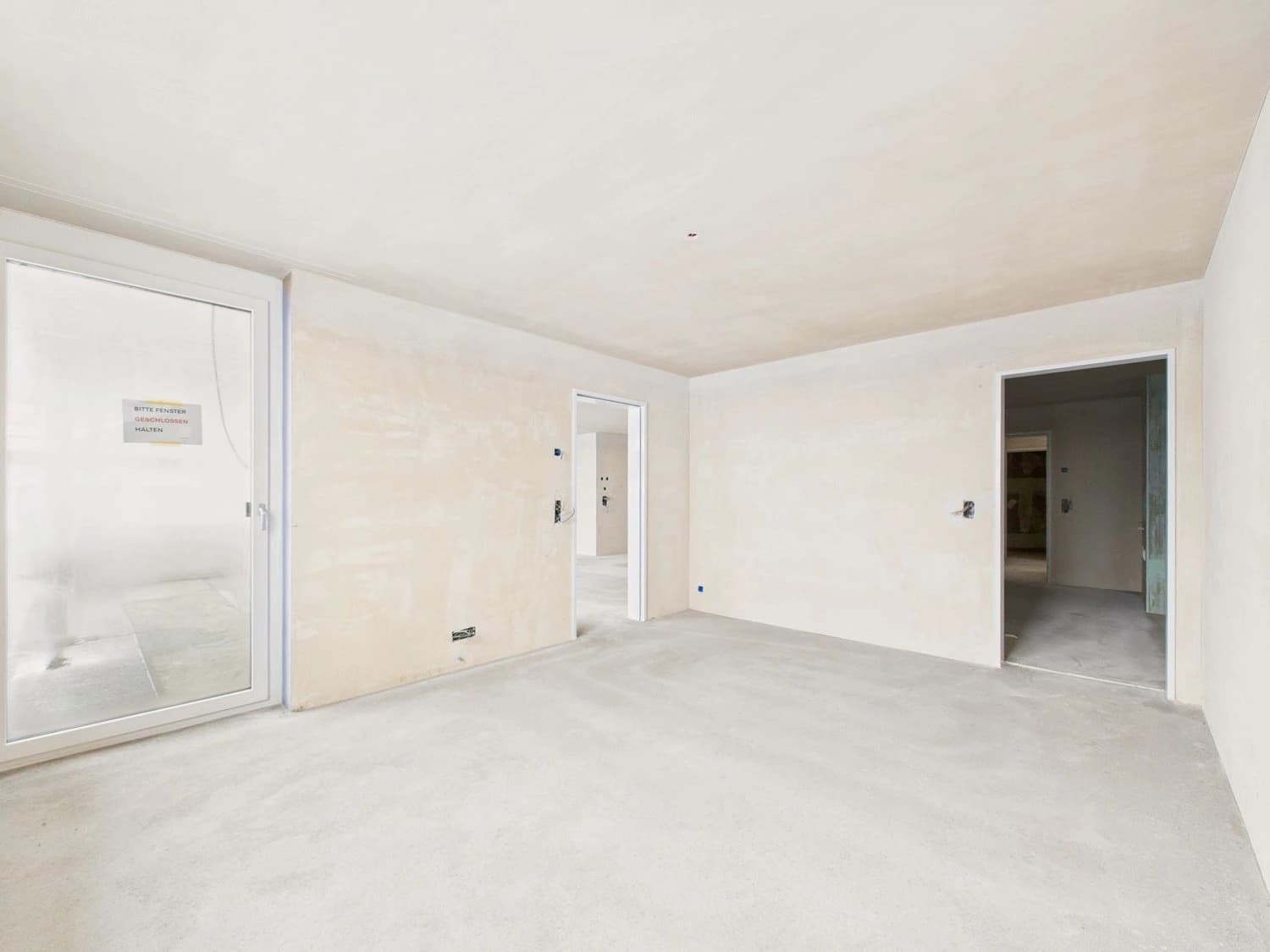 Moderne 5.5-Zimmer Neubauwohnung in Sattel