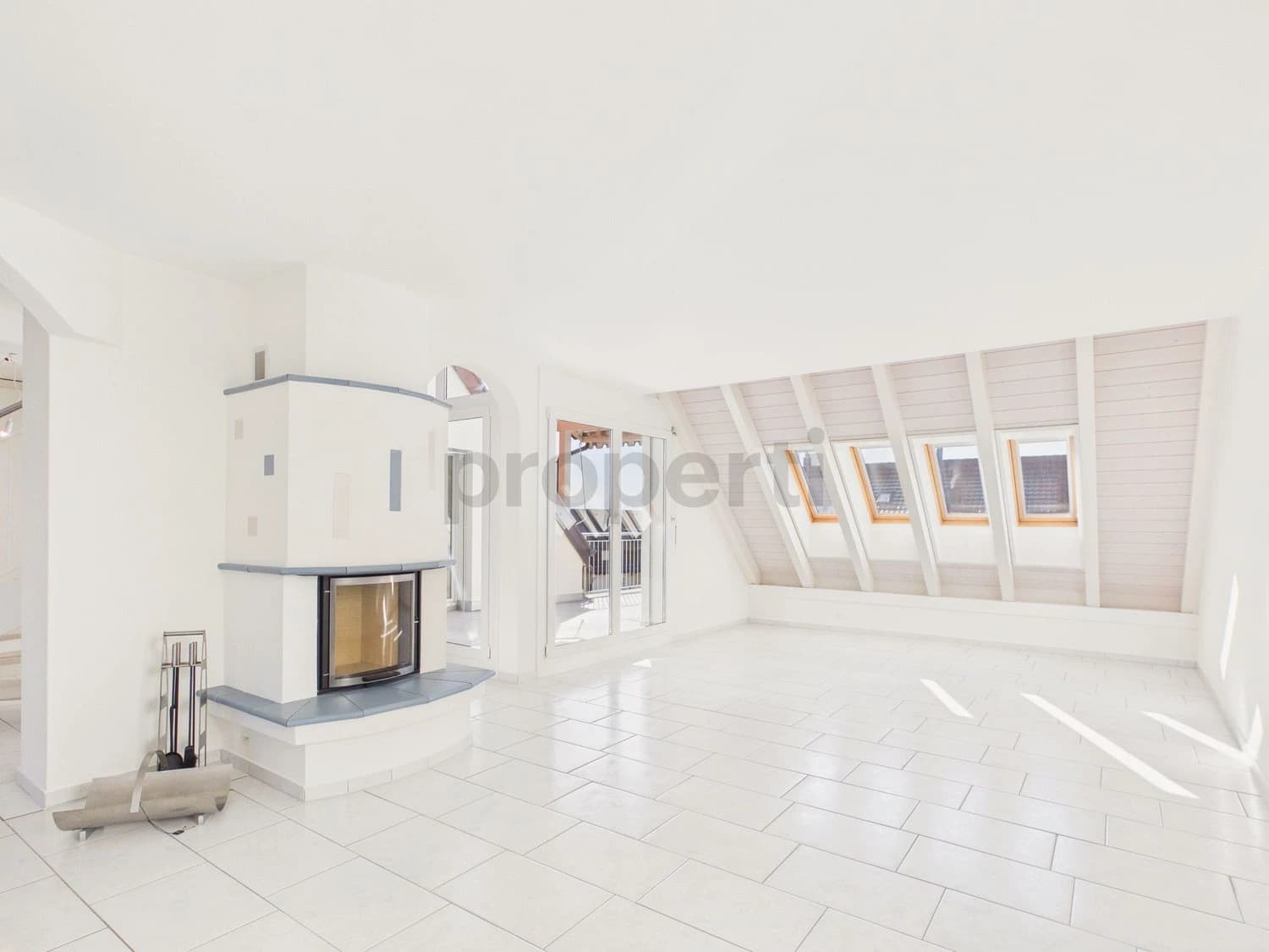 Modern 3.5-Zimmer-Wohnung mit Lift und Tiefgarage, Unterengstringen