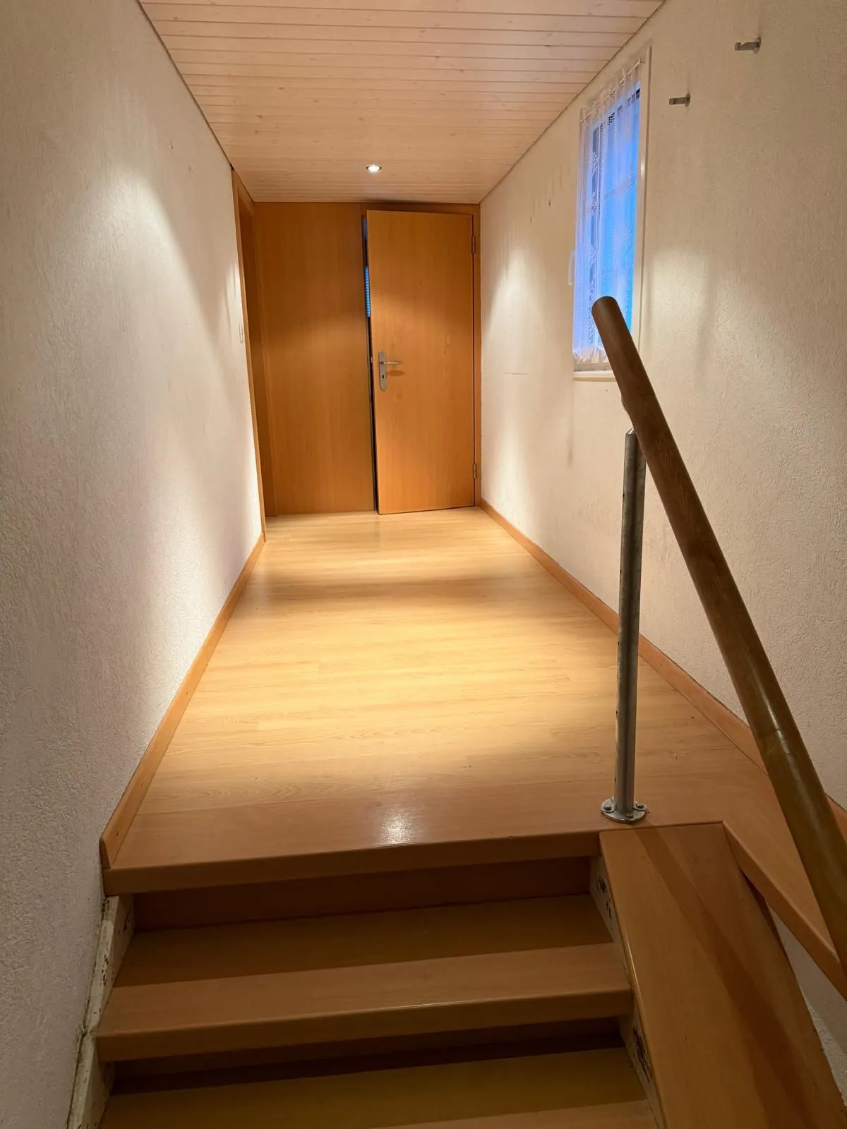 Charmantes 6.5-Zimmer-Einfamilienhaus mit grosszügigem Stauraum, Glarus Süd