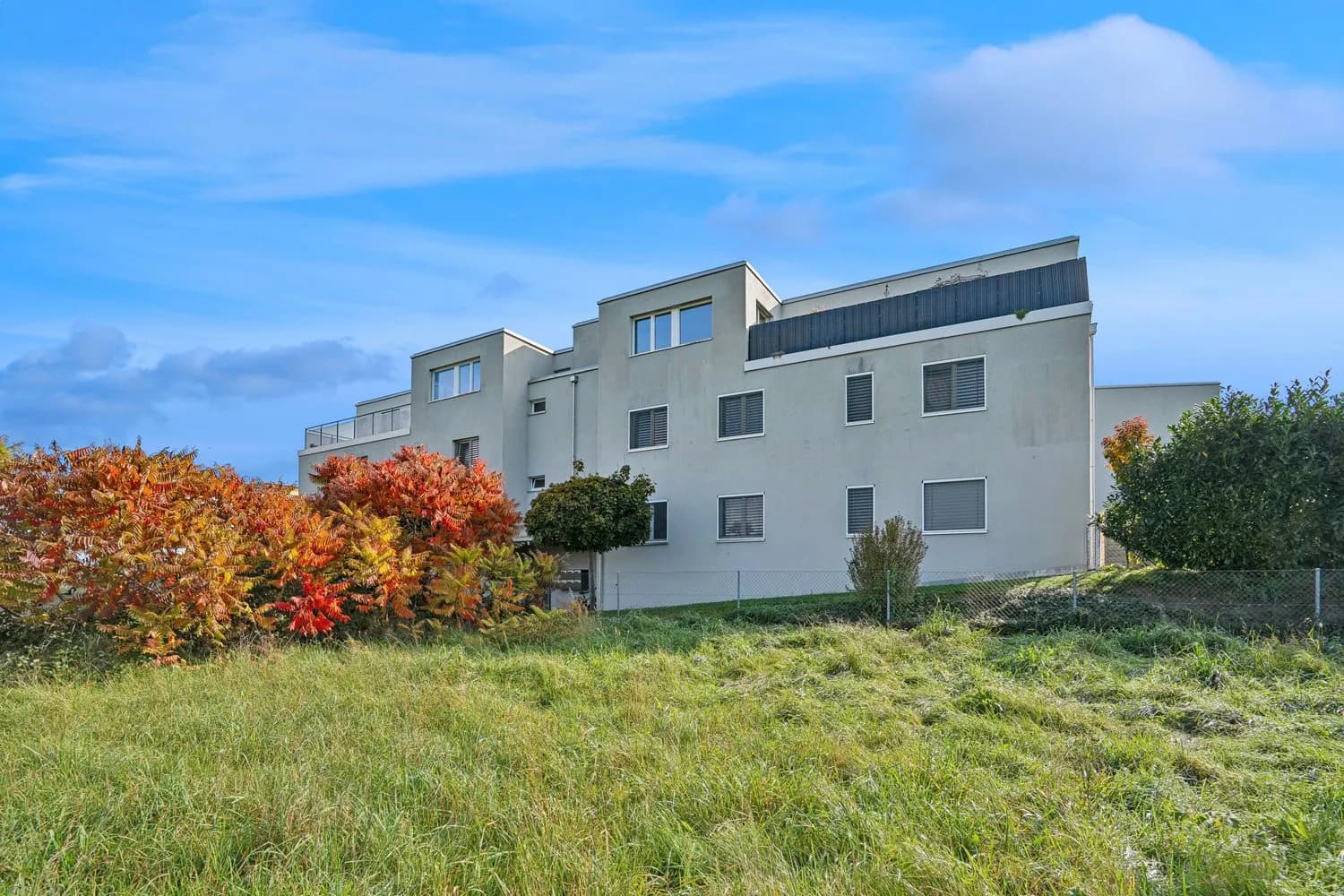 4.5-Zi.-Attika mit 65 m² Terrasse & Weitsicht, Weiach kaufen