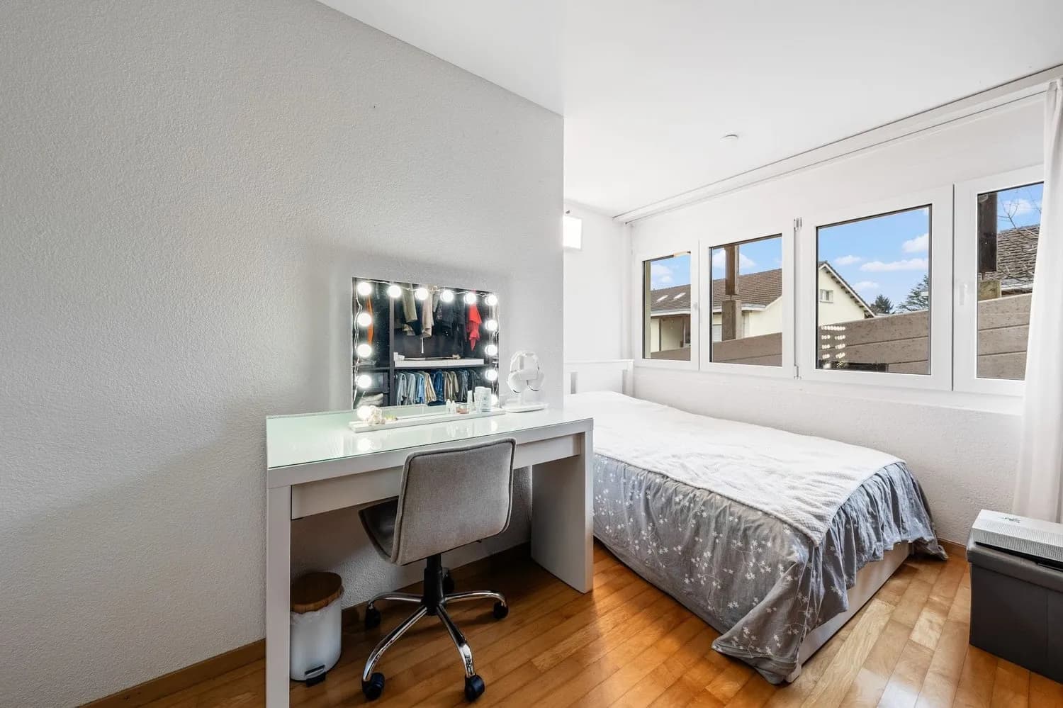 Greppen: 5.5-Zimmer-EG-Wohnung mit 35 m² Terrasse kaufen