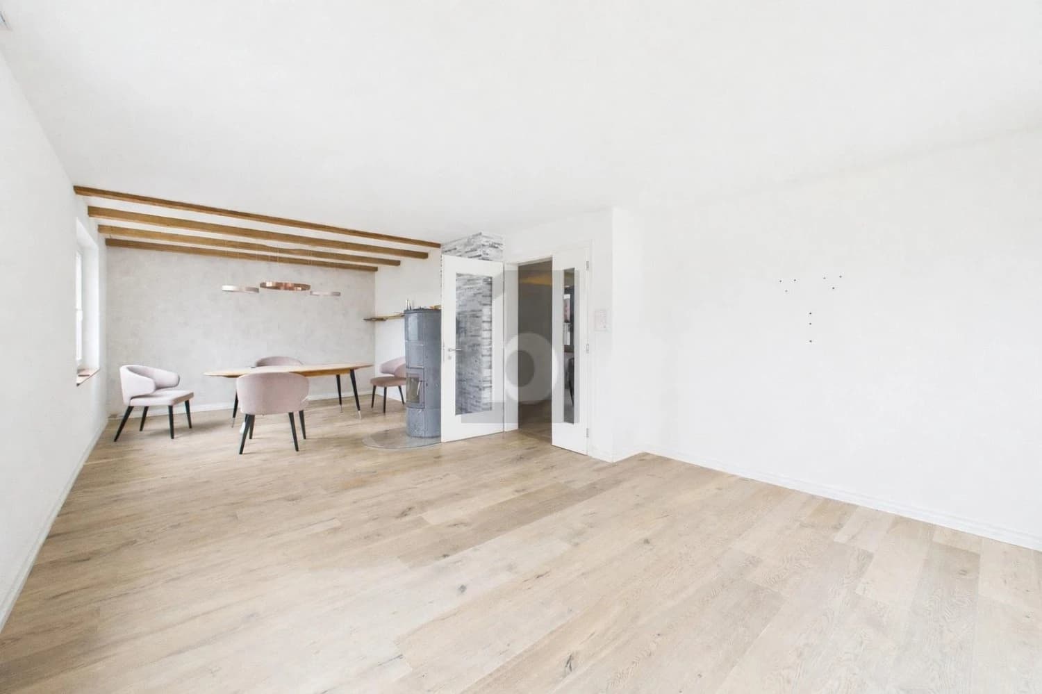 MODERNES JUWEL MIT POOL, SAUNA UND AUSSICHT