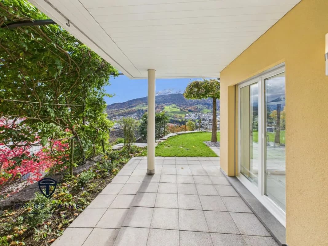 Grosszügiges und modernes Wohnerlebnis mit traumhafter Aussicht am Sonnenberg